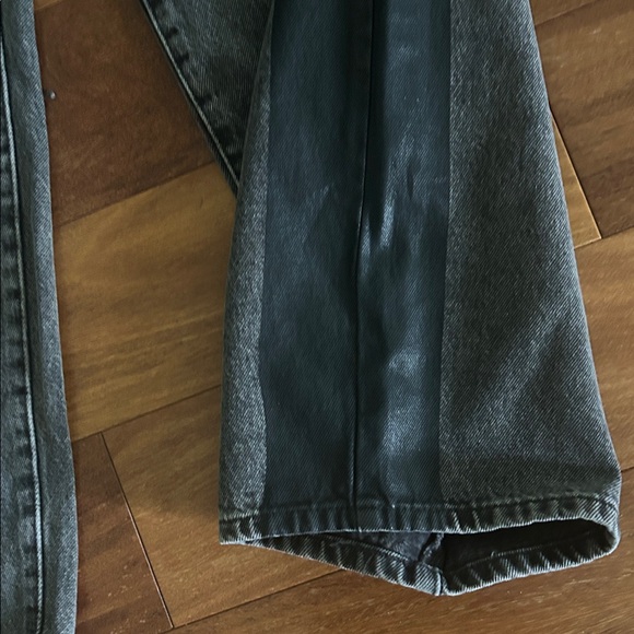 Levi's “Baggy Dad” Black and Gray Loose Fitting Barrel Relaxed Jeans - NWT - Picture 8 of 15